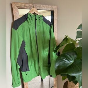 Eddie Bauer Men's Green and Gray Raincoat